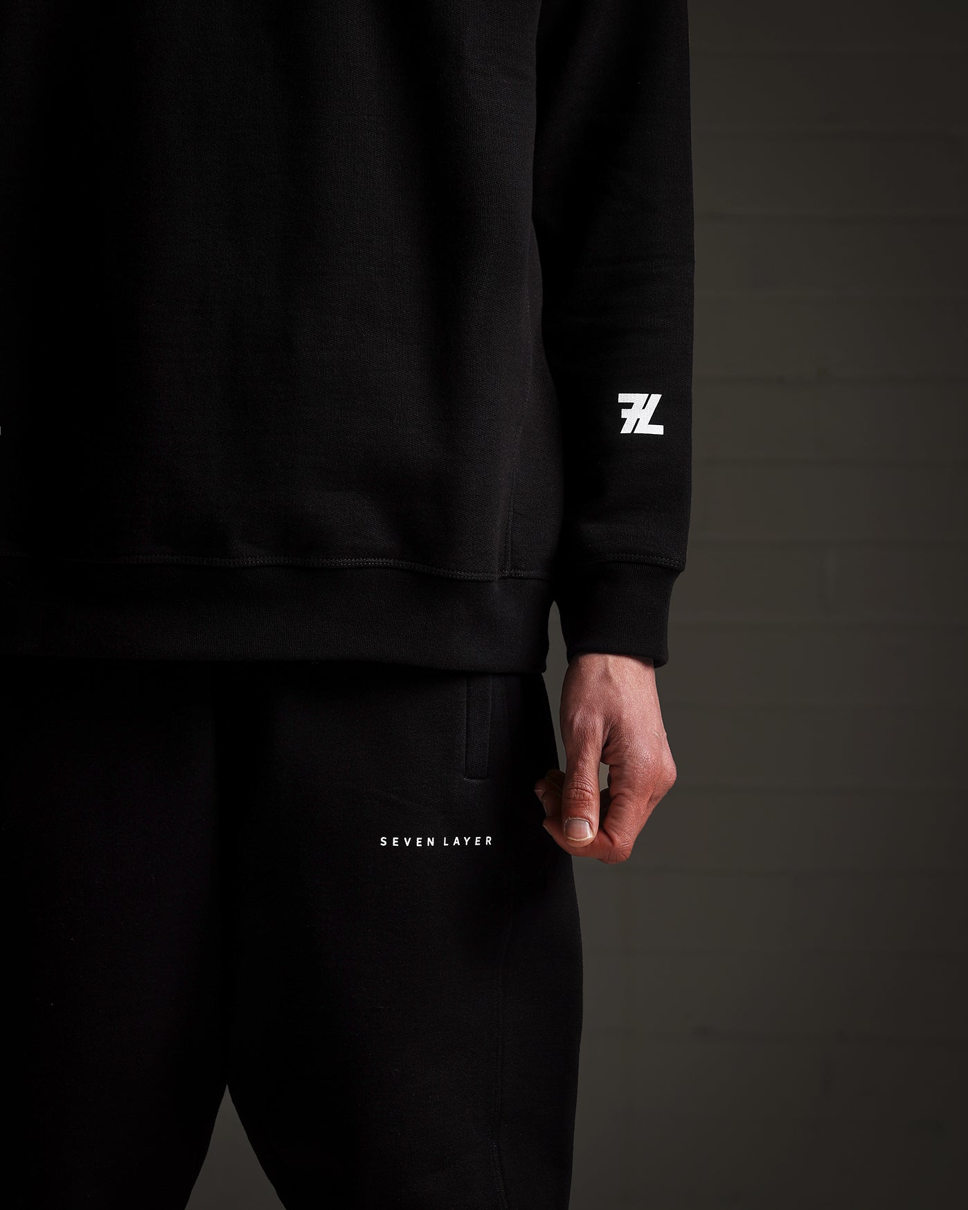 L3. Essentials Joggers (Black)