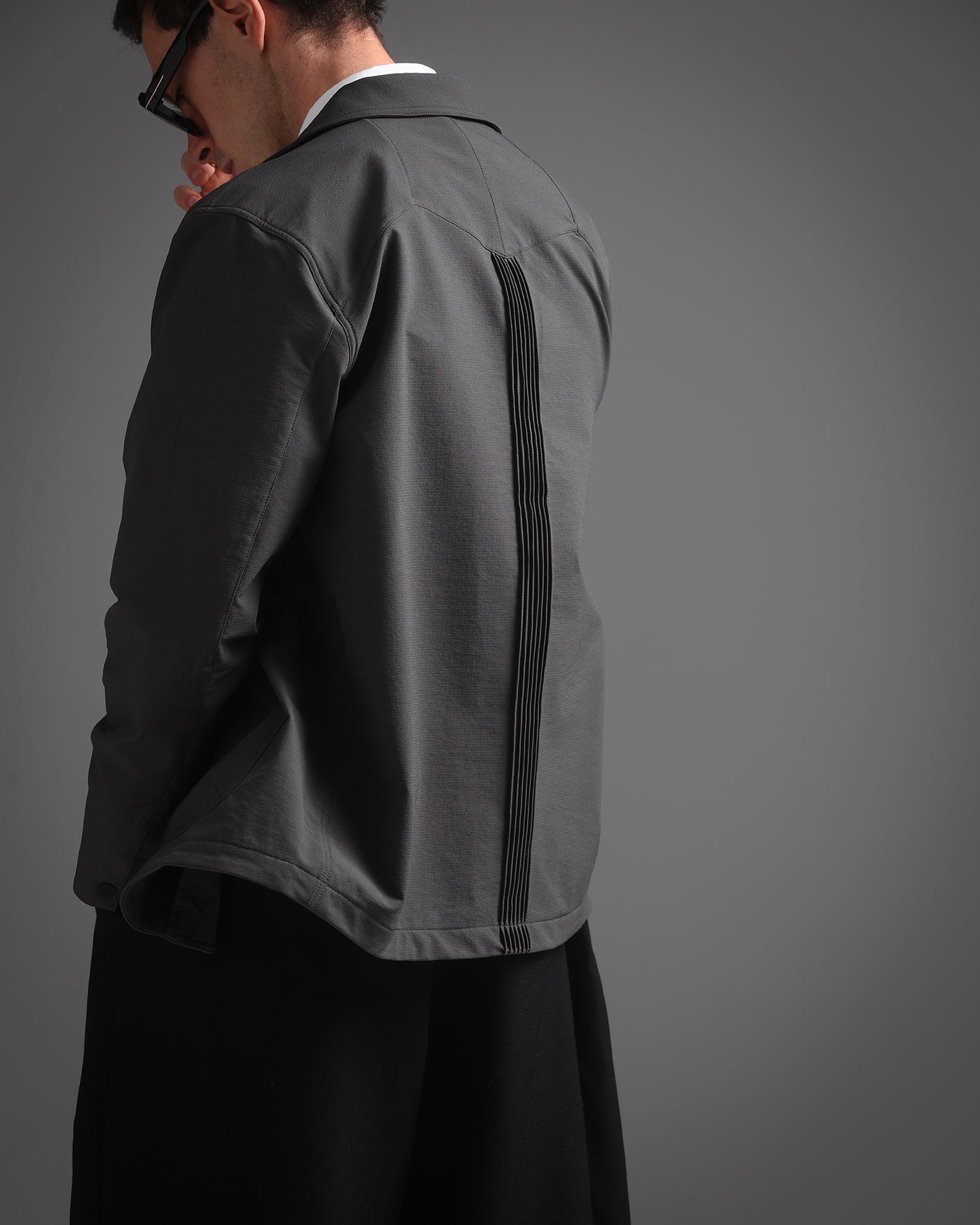 L4. Smart Jacket (Grey)