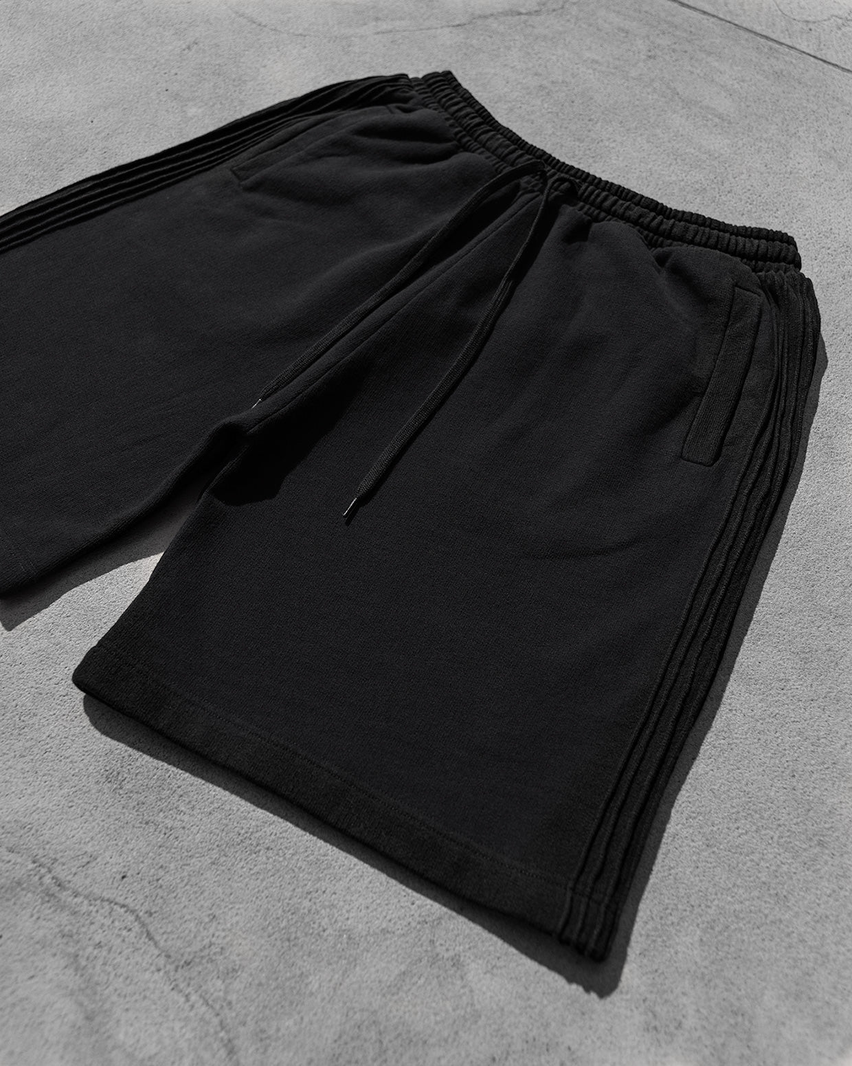 L3. Vortex Jersey Shorts (Black)
