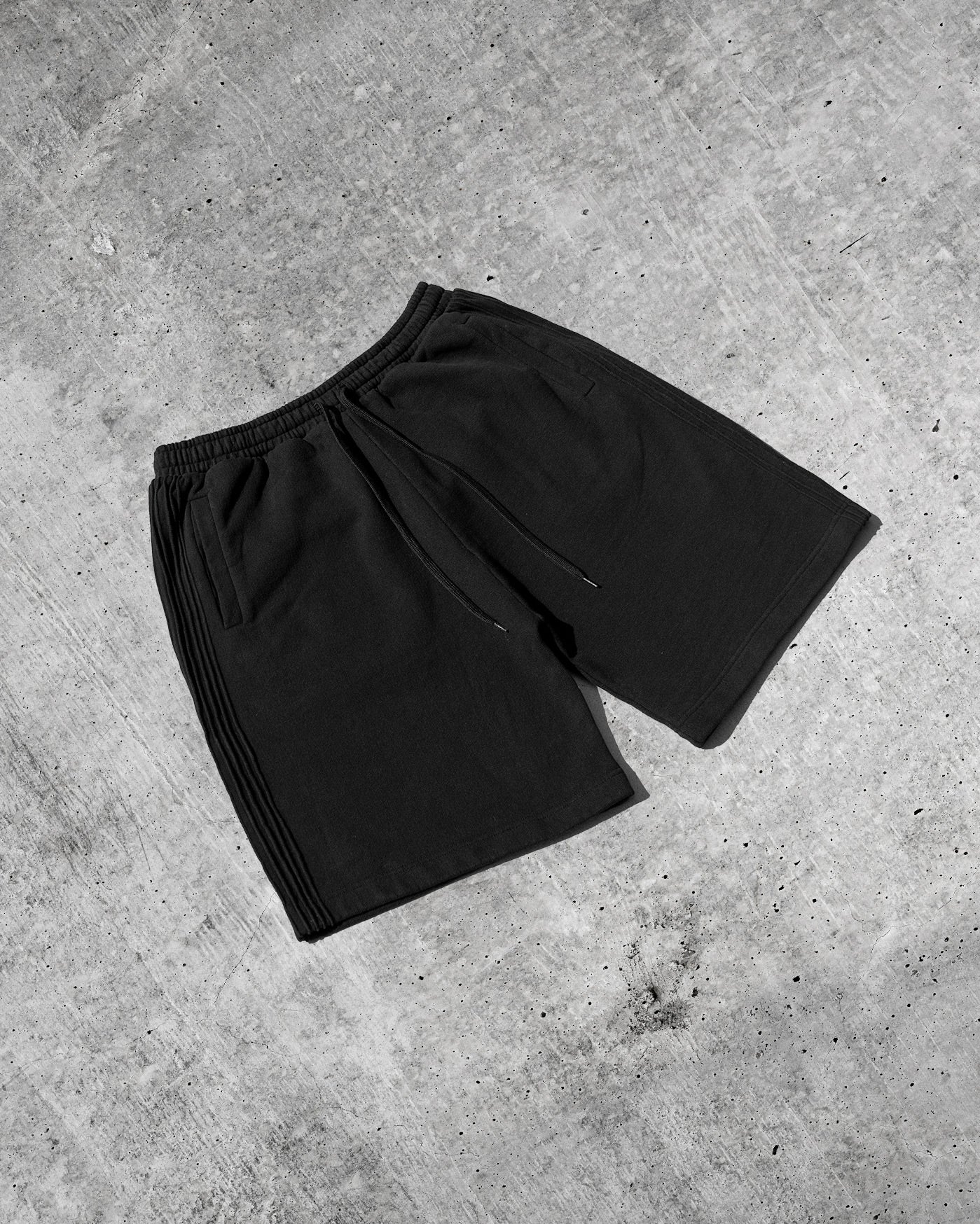 L3. Vortex Jersey Shorts (Black)