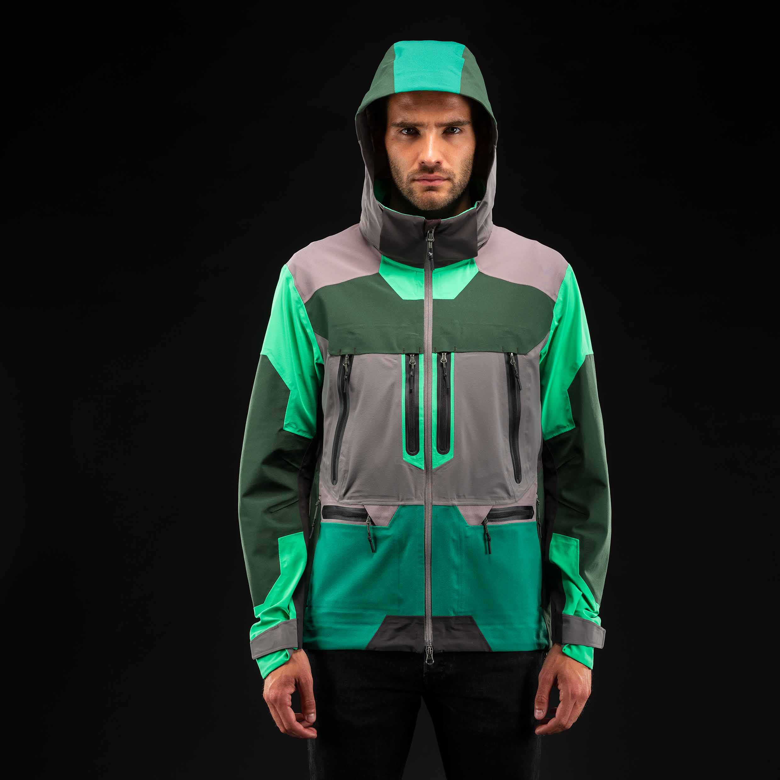 L6. 412 TREK OUTER (GREEN)