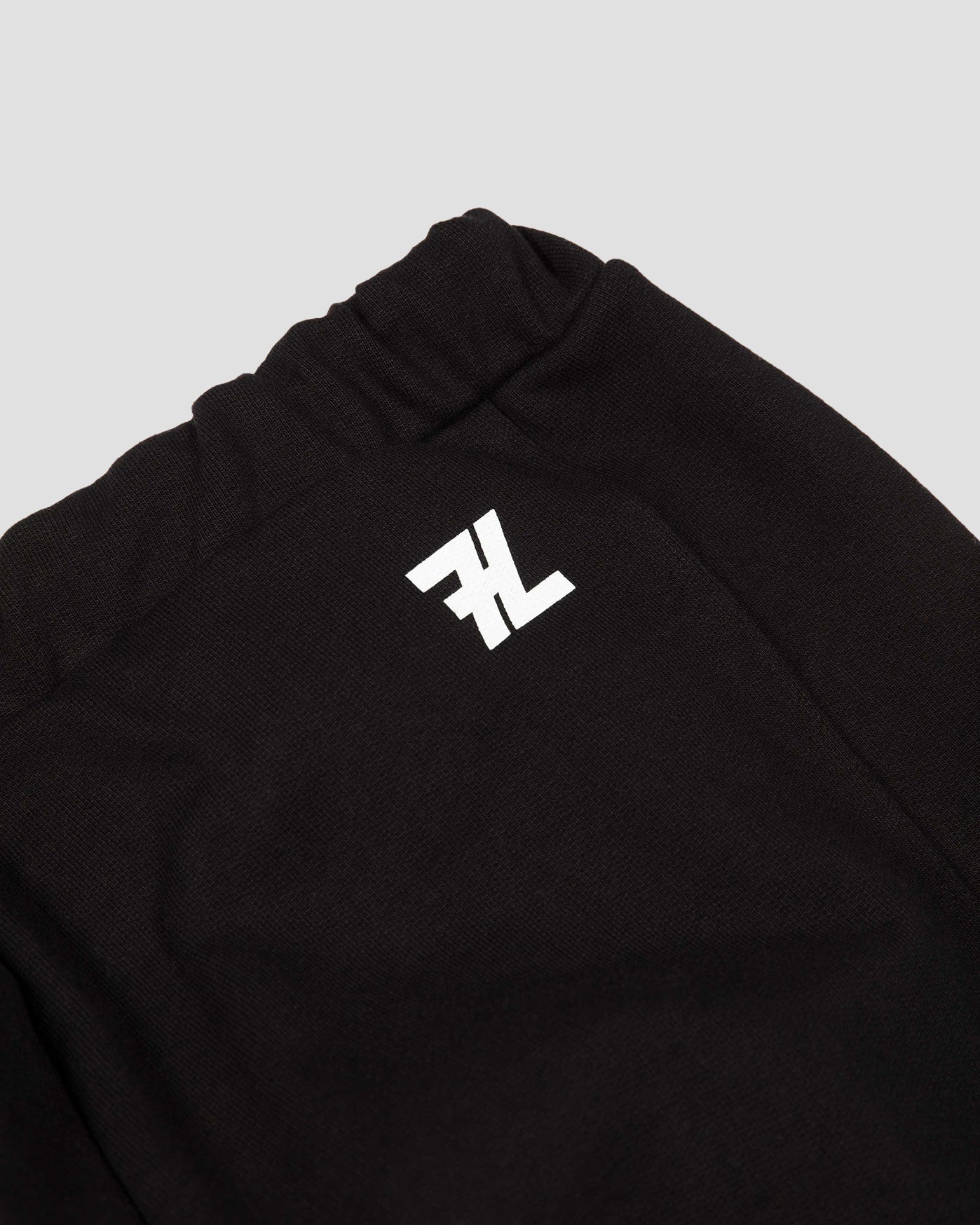 L3. Essentials Joggers (Black)