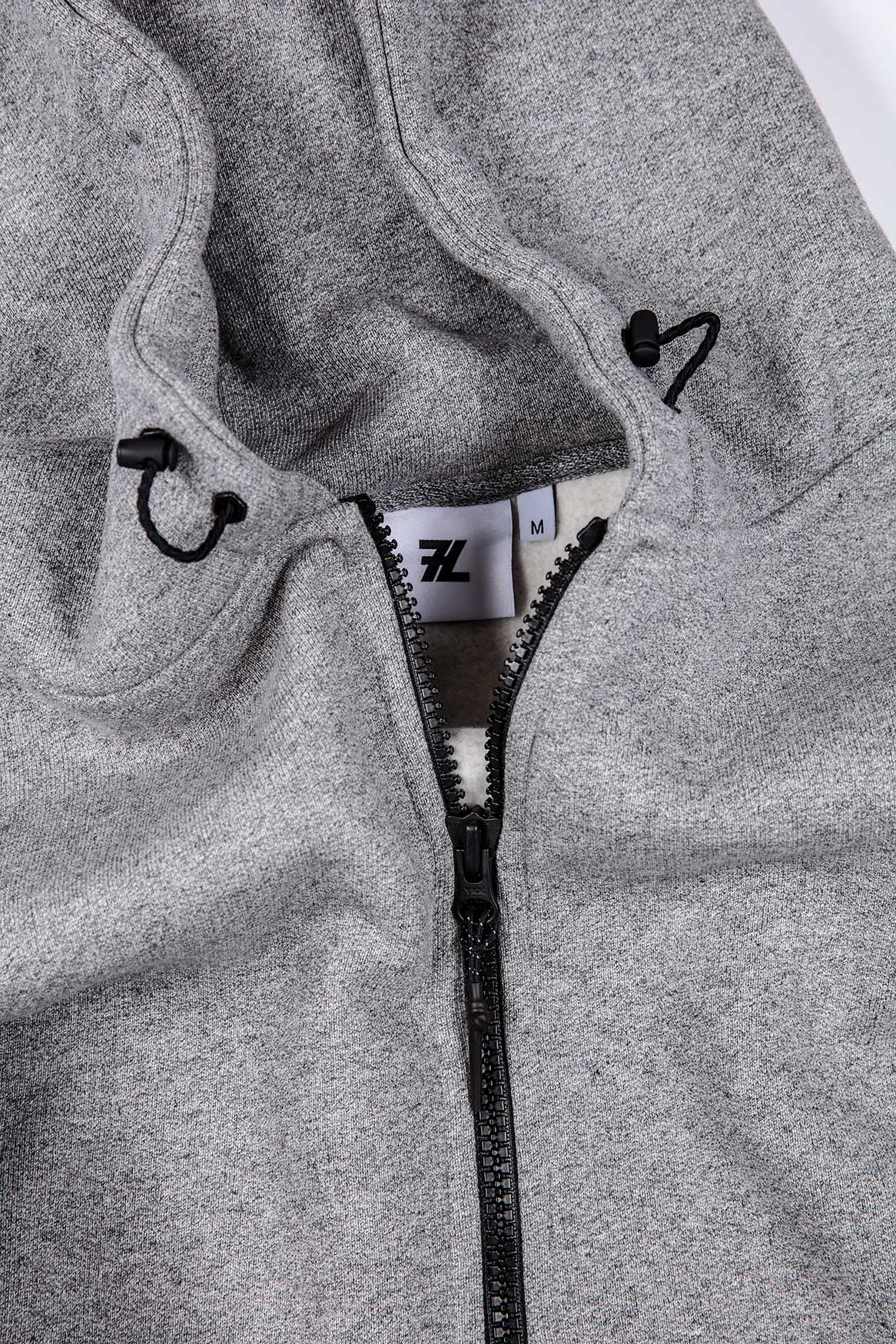 L3. Zipped Hoodie (Marl)