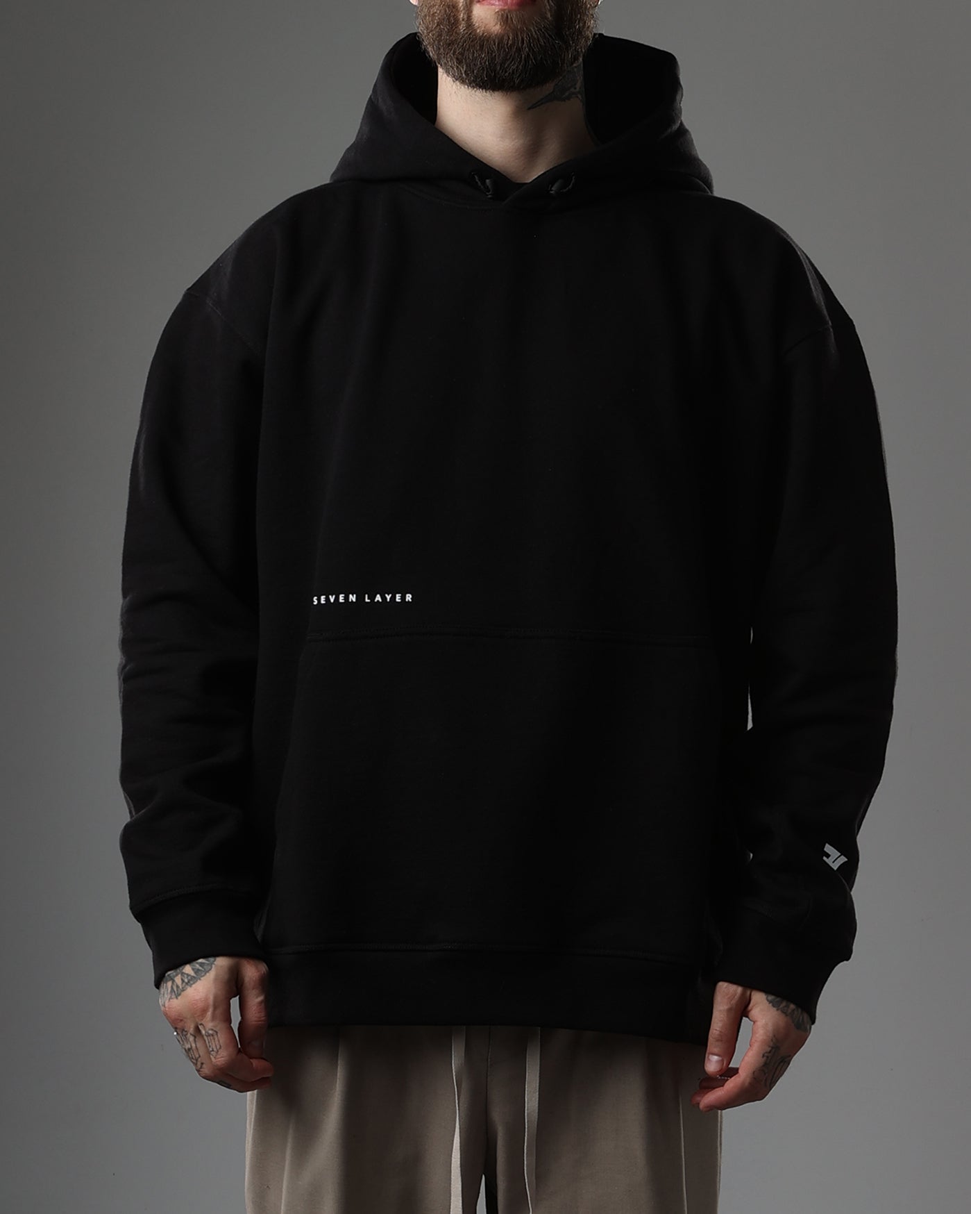 L3. Essentials Hoodie (Black)