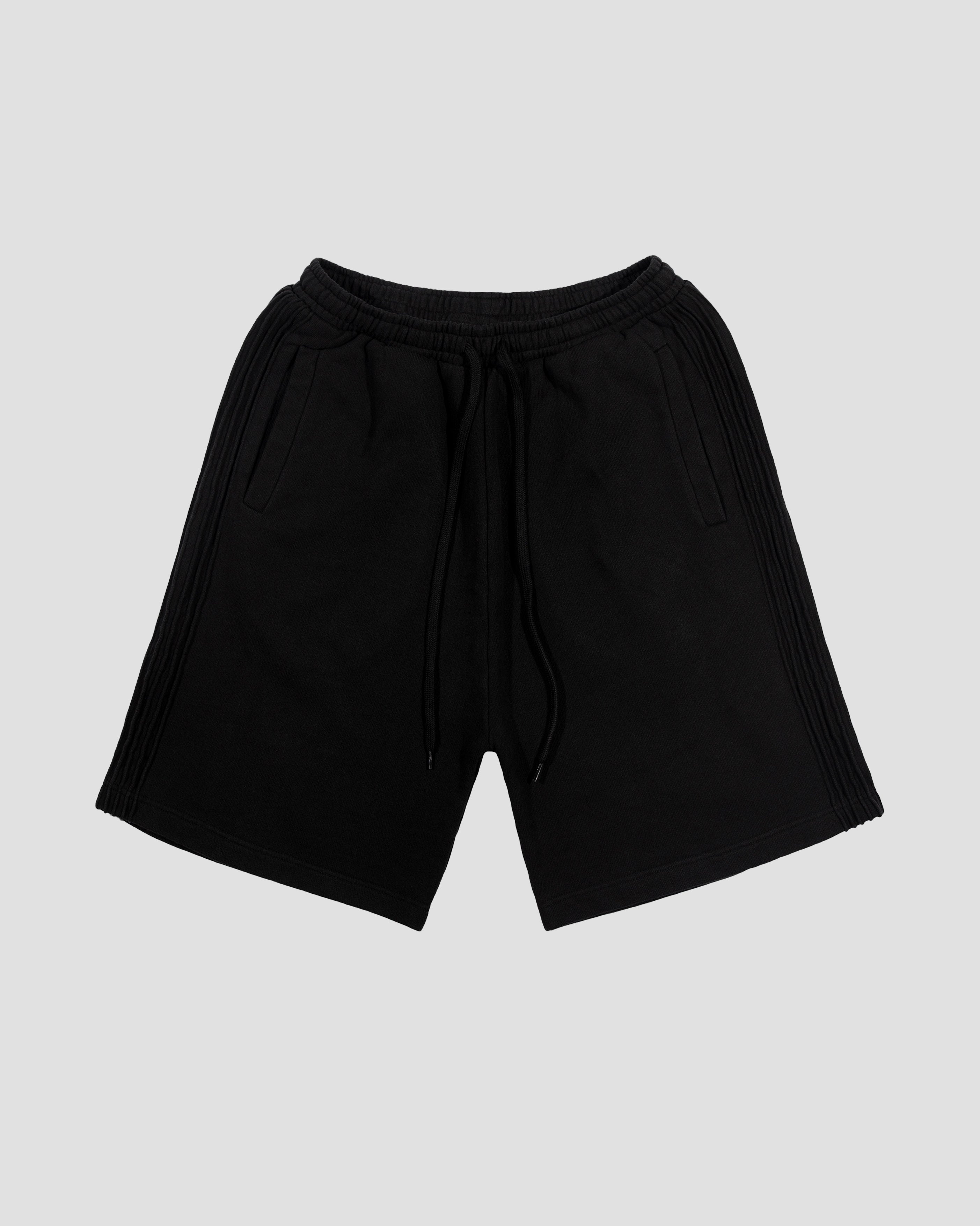 L3. Shorts 400