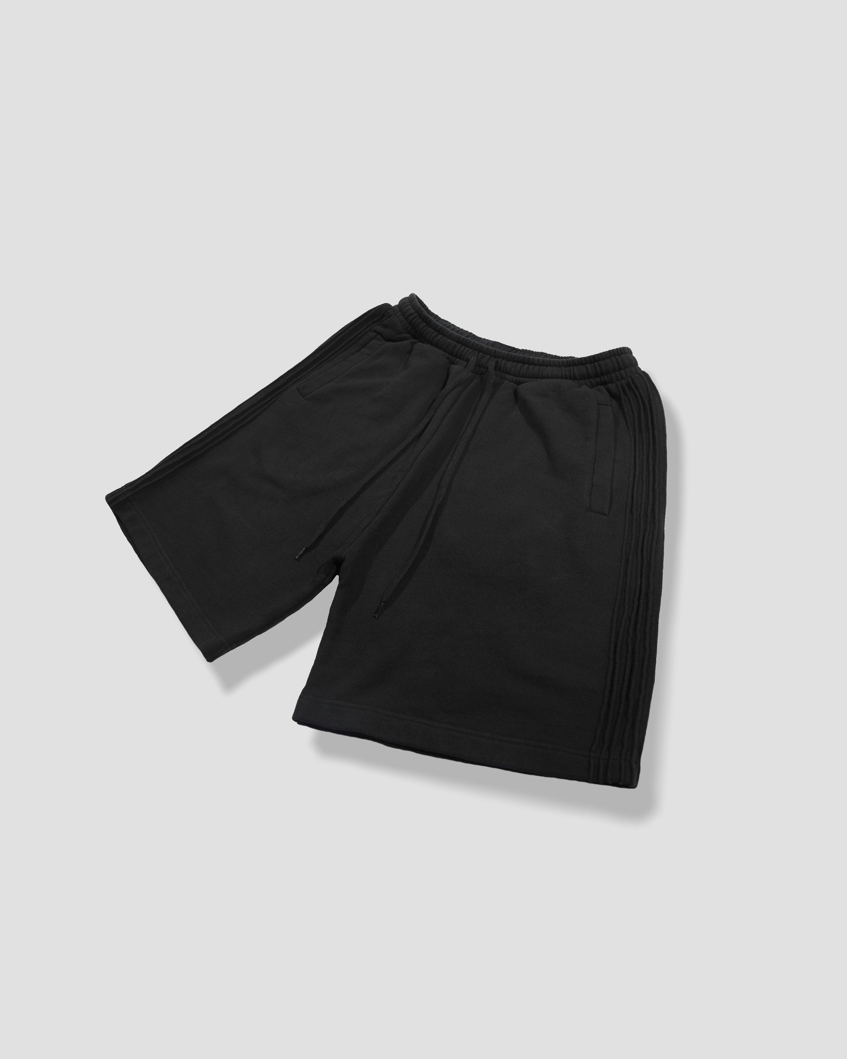 L3. Kuro Shorts (Black)