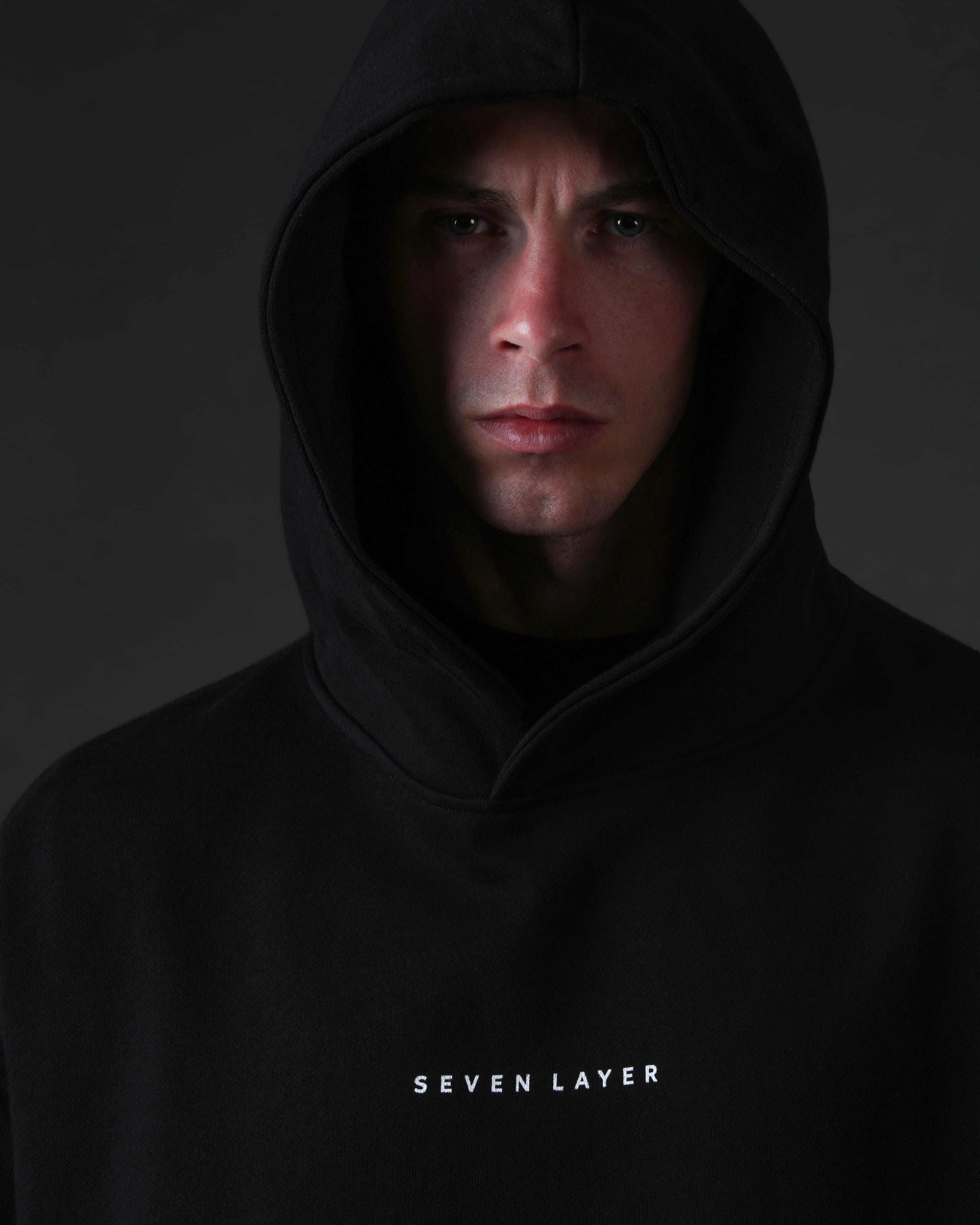 L3. INDICATOR HOODIE (BLACK)